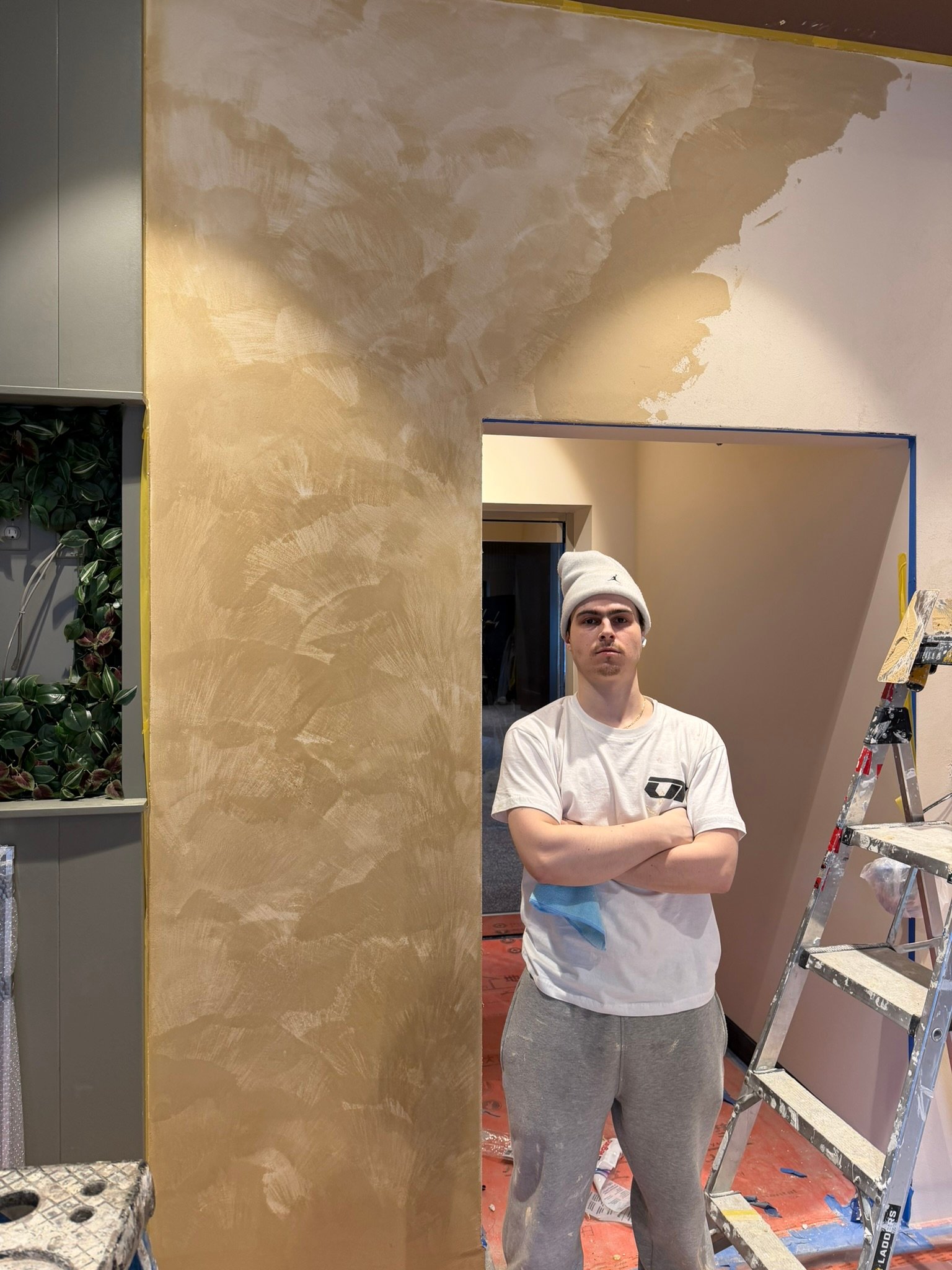 Lime Paint/ Venetian Plaster